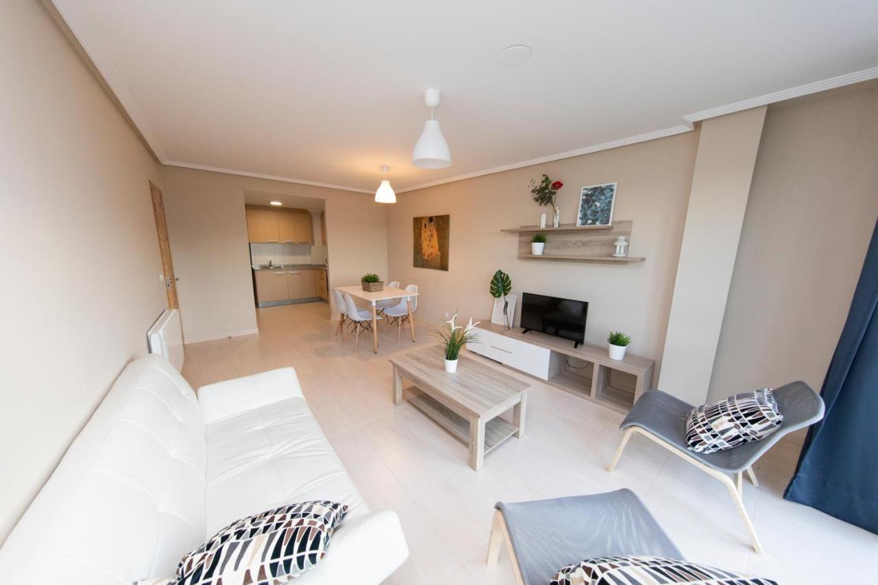 Apartagal-Urbanizacion Foz II エクステリア 写真