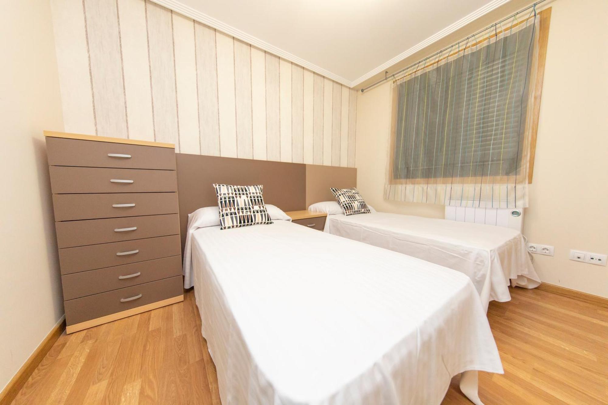 Apartagal-Urbanizacion Foz II エクステリア 写真