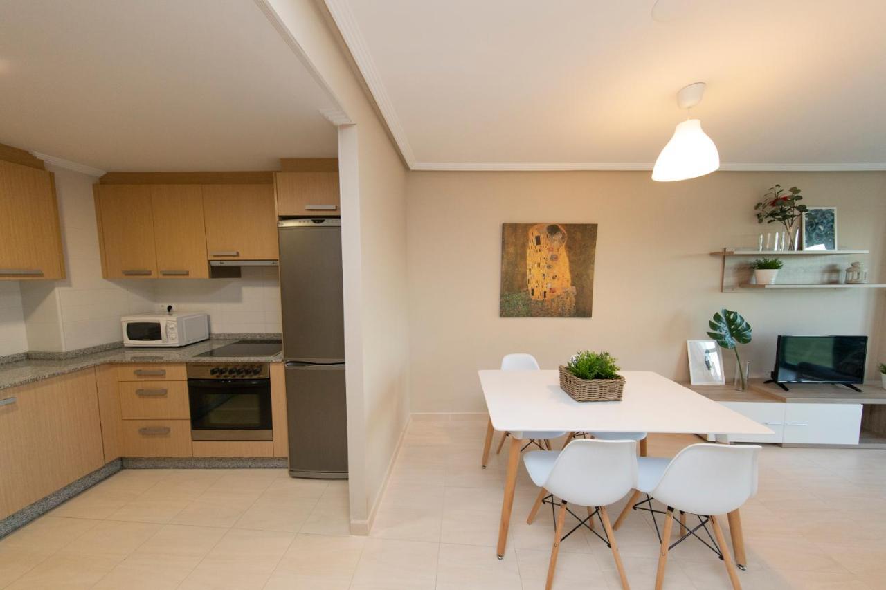 Apartagal-Urbanizacion Foz II エクステリア 写真