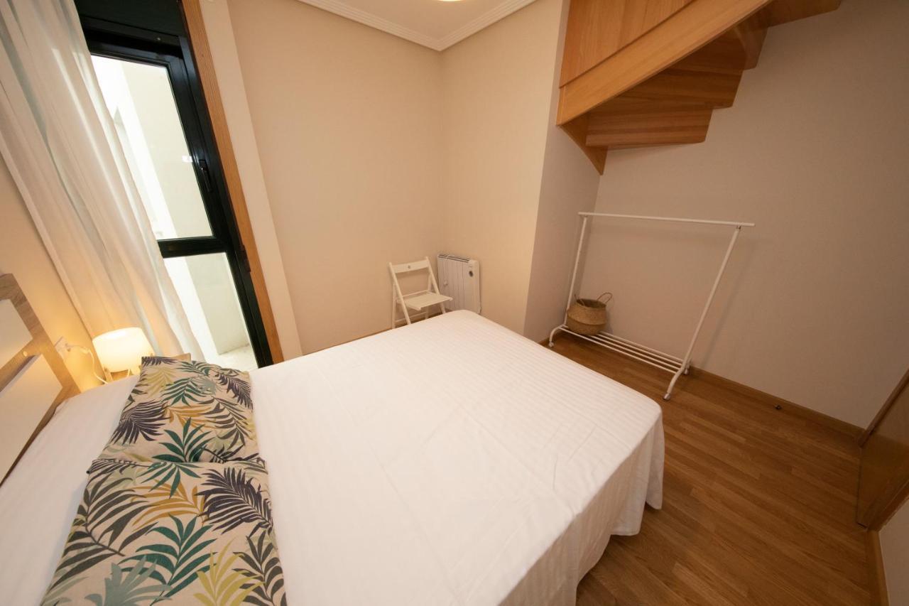 Apartagal-Urbanizacion Foz II エクステリア 写真
