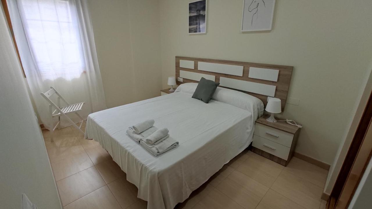 Apartagal-Urbanizacion Foz II エクステリア 写真