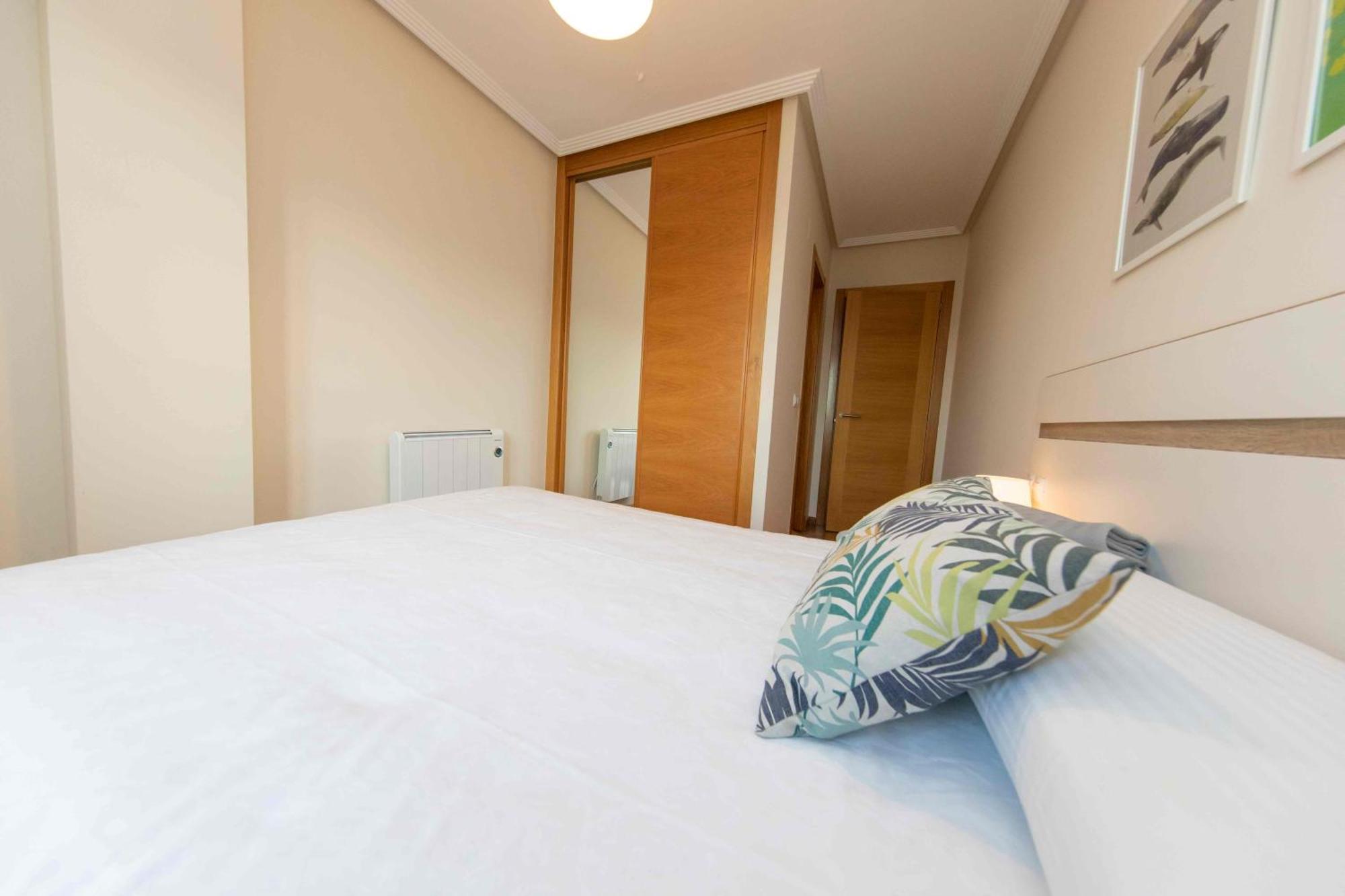 Apartagal-Urbanizacion Foz II エクステリア 写真